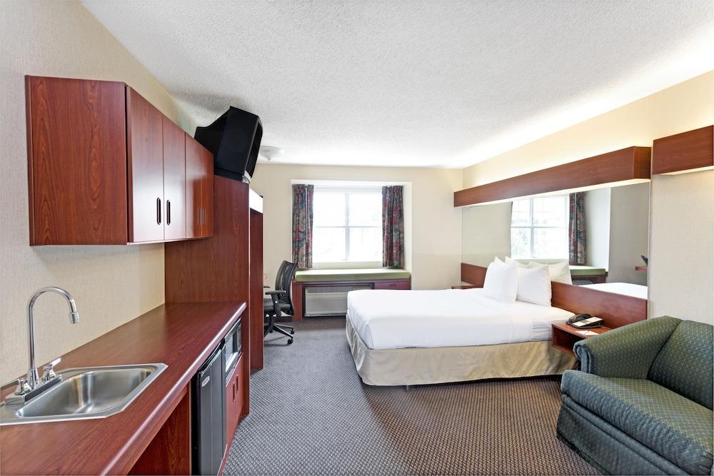 Microtel Inn & Suites By Wyndham Perimeter Center Sandy Springs Εξωτερικό φωτογραφία